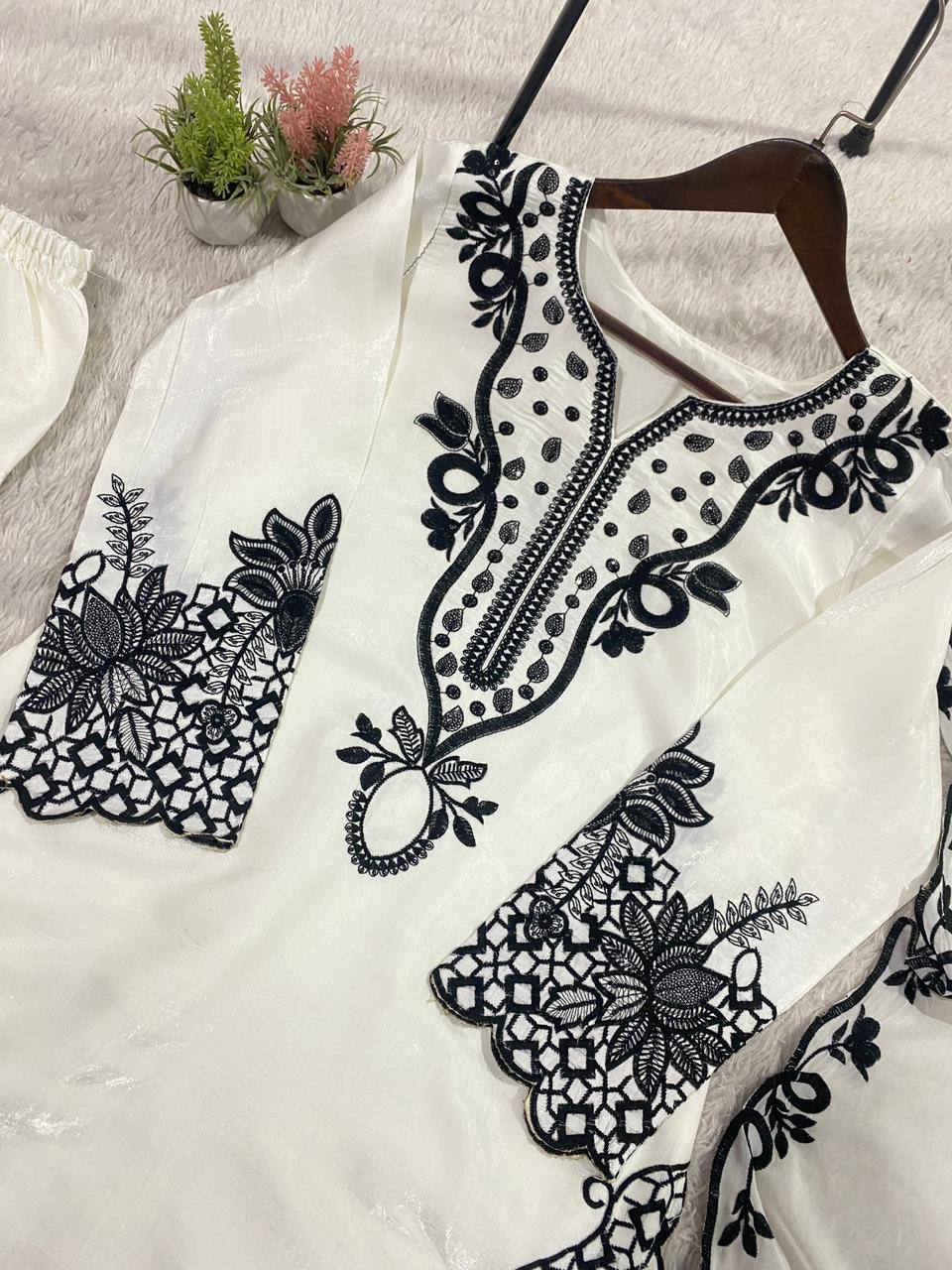 HANIA AMIR INSPIRED BAKRA EID WEAR OUR SEQUENCE EMBROIDERY WORKED TOP, FARSHI SALWAAR WITH DUPATTA WHOLESALE GEELAN FASHION SURAT
