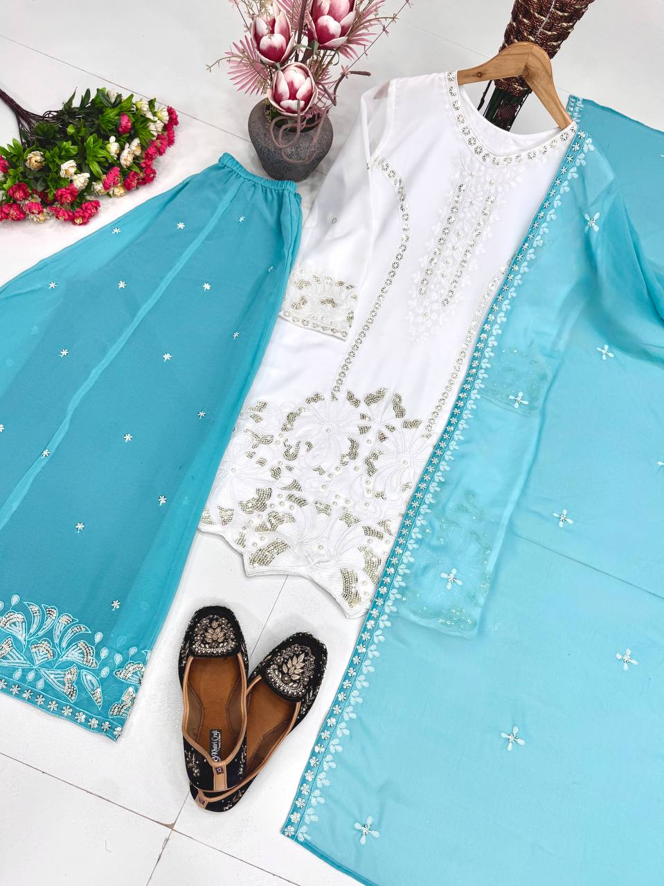 HEAVY EMBROIDERY SEQUENCE WORK 3 PIS SUIT SET WHOLESALE GEELAN FASHION SURAT