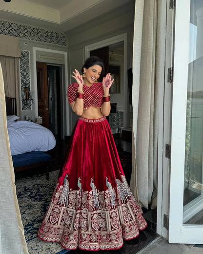 VELVET LEHNGA CHOLI