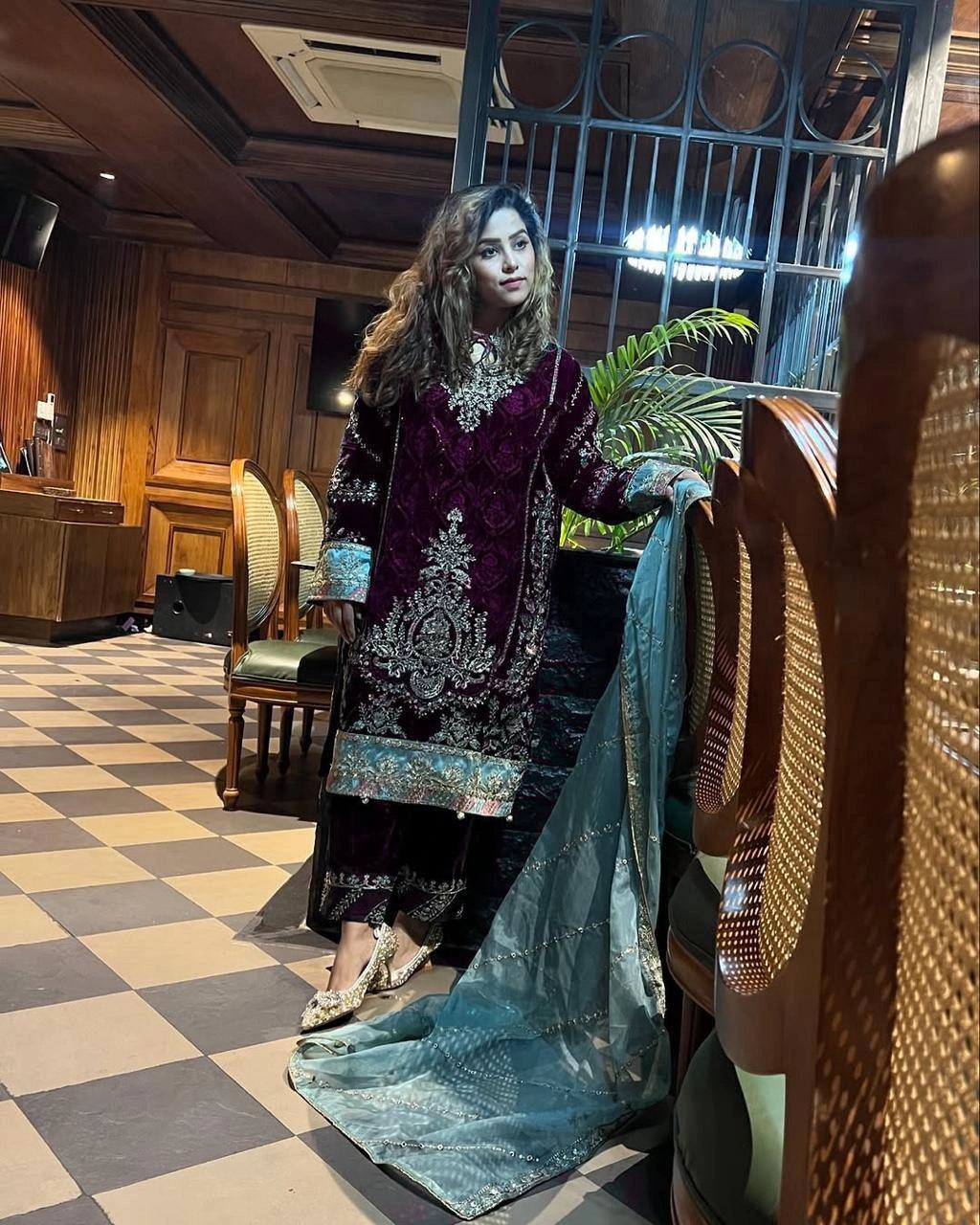 NEW DESIGNER VELVET COLLECTION WHOELSALE RATE AT SURAT