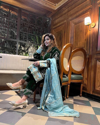 NEW DESIGNER VELVET COLLECTION WHOELSALE RATE AT SURAT