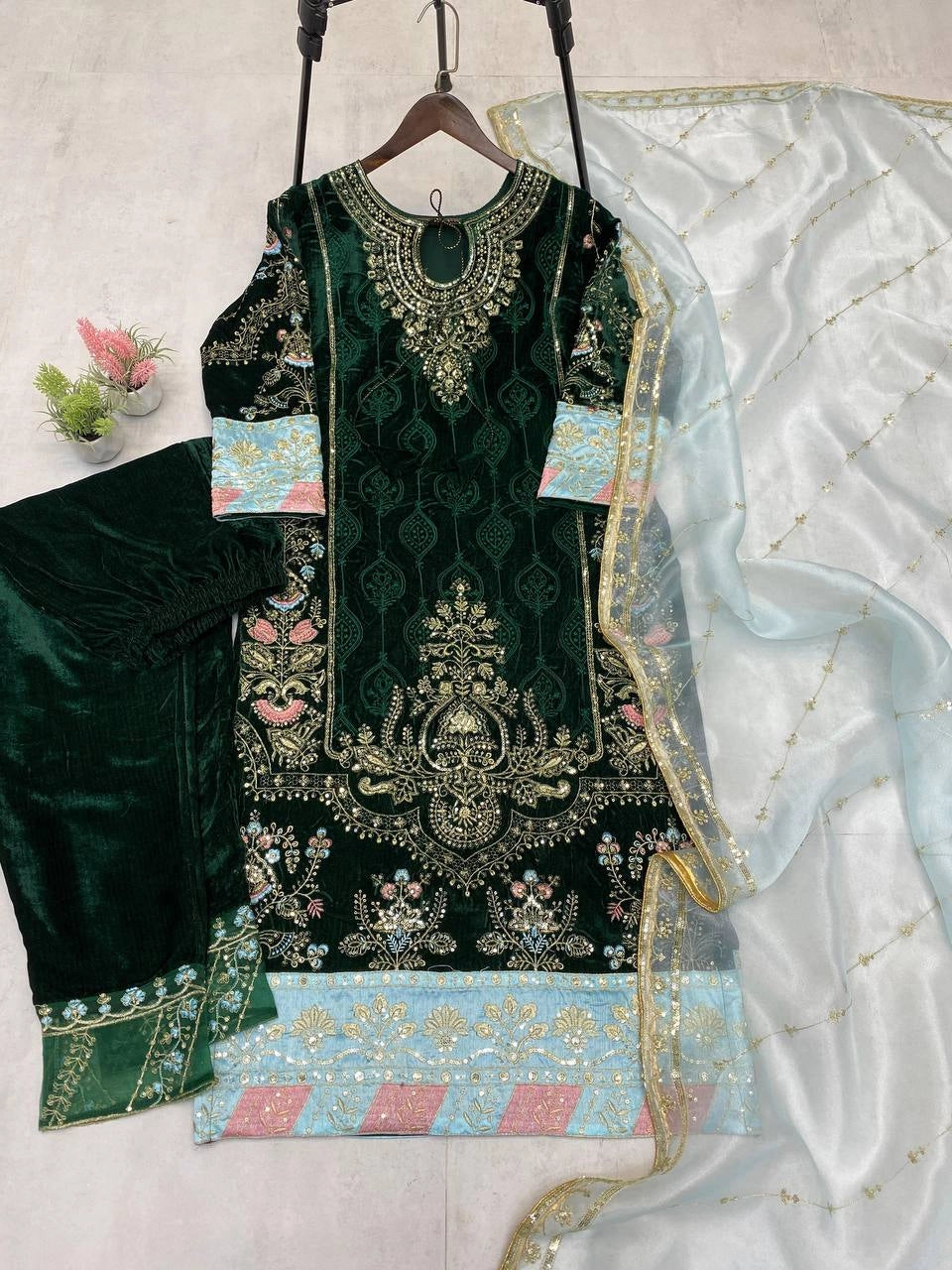 NEW DESIGNER VELVET COLLECTION WHOELSALE RATE AT SURAT