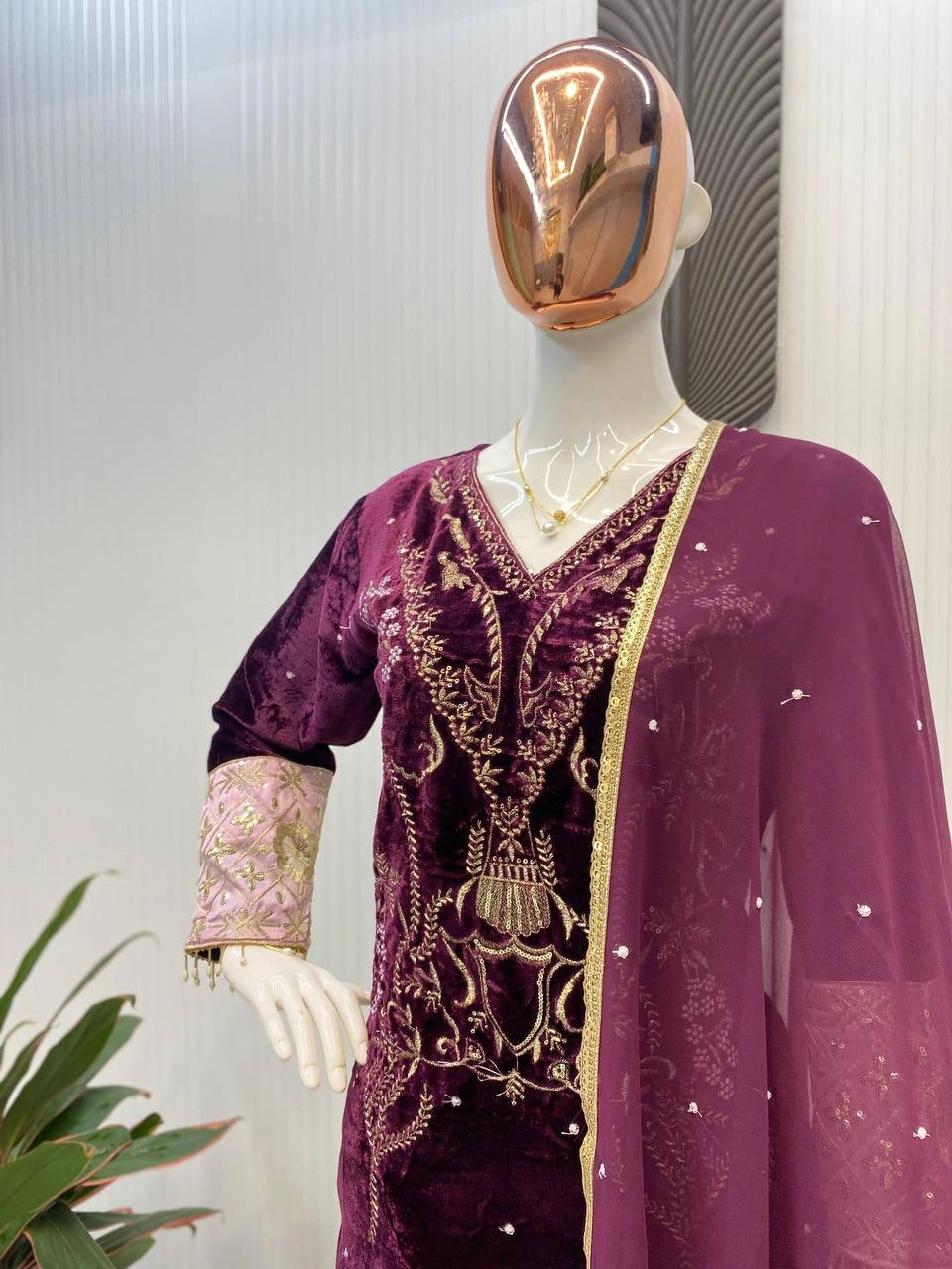 VELVET PARTY WEAR RAEADYMADE COLLECTION AT WHOLESALE PRICE SUARAT