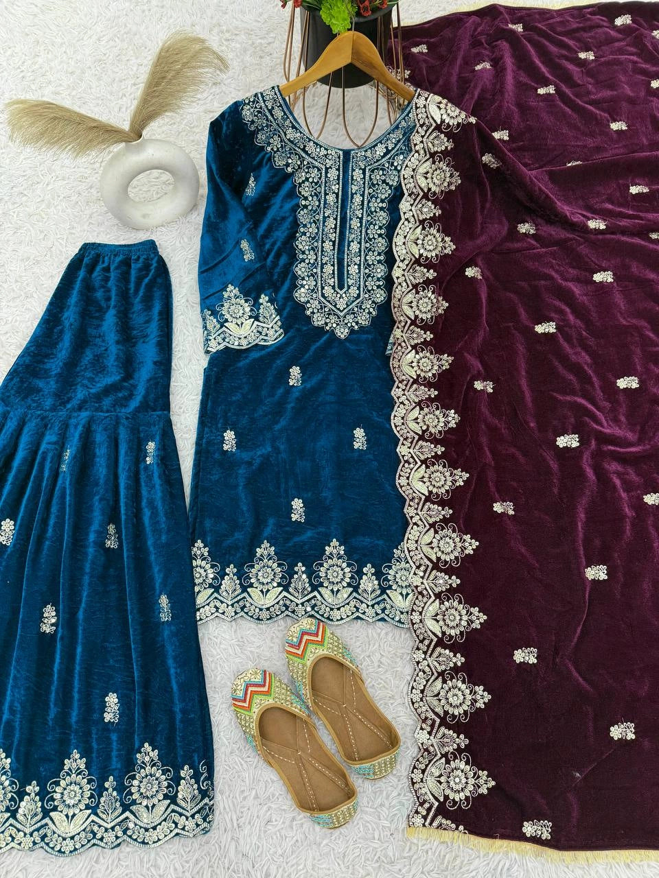 PARTY WEAR VELVET COLLECTION WHOLESALE RATE GEELAN FASHION SURAT