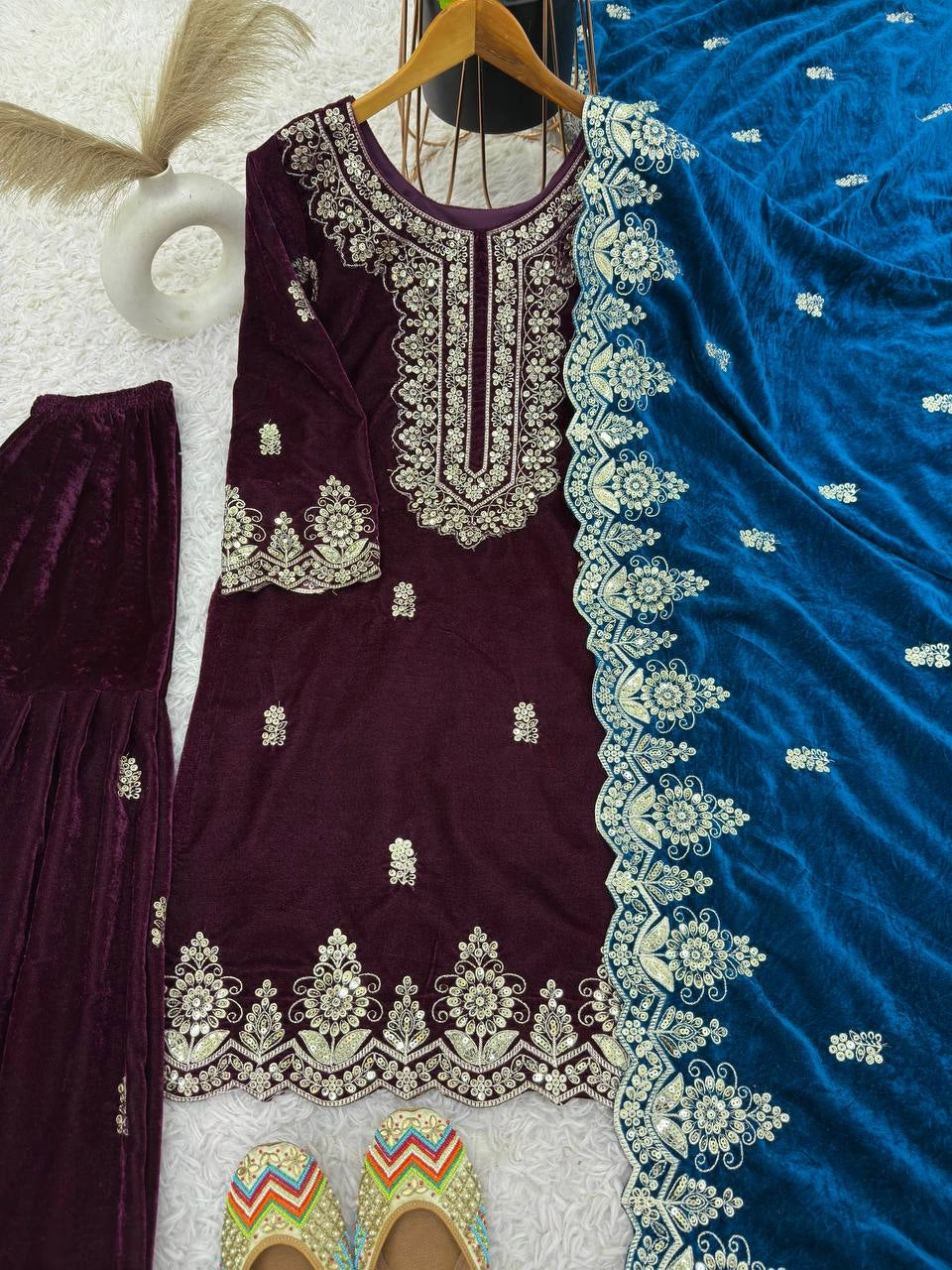 PARTY WEAR VELVET COLLECTION WHOLESALE RATE GEELAN FASHION SURAT