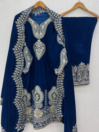 VISCOSE VELVET DESGINER PAKISTANI COLLECTION READYMADE WHOELSALE RATE AT GEELAN FASHION SURAT