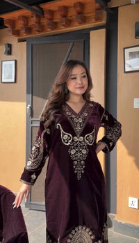 VELVET PARTY WEAR BRIDAL COLLECTION GEELAN FASHION SURAT