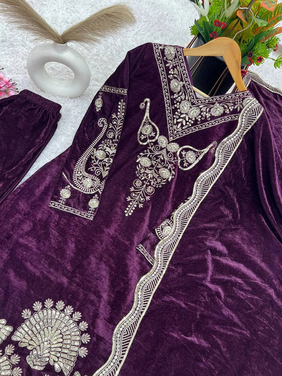 VELVET PARTY WEAR BRIDAL COLLECTION GEELAN FASHION SURAT