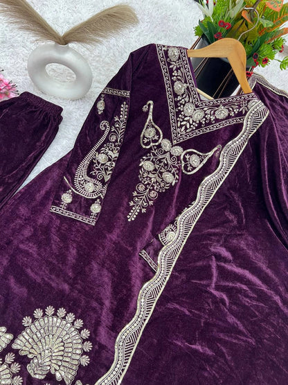 VELVET PARTY WEAR BRIDAL COLLECTION GEELAN FASHION SURAT