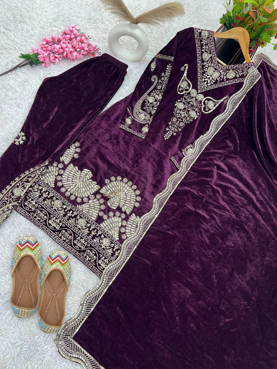 VELVET PARTY WEAR BRIDAL COLLECTION GEELAN FASHION SURAT