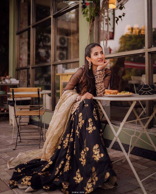 NEW GEORGETTE GARARA COLLECTION READYMADE WHOLESALE RATE AT SURAT GEELAN FASHION
