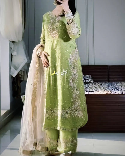 PAKISTANI READYMADE SUITS ONLINE WHOLESALE RATE AT GEELAN FASHION SURAT