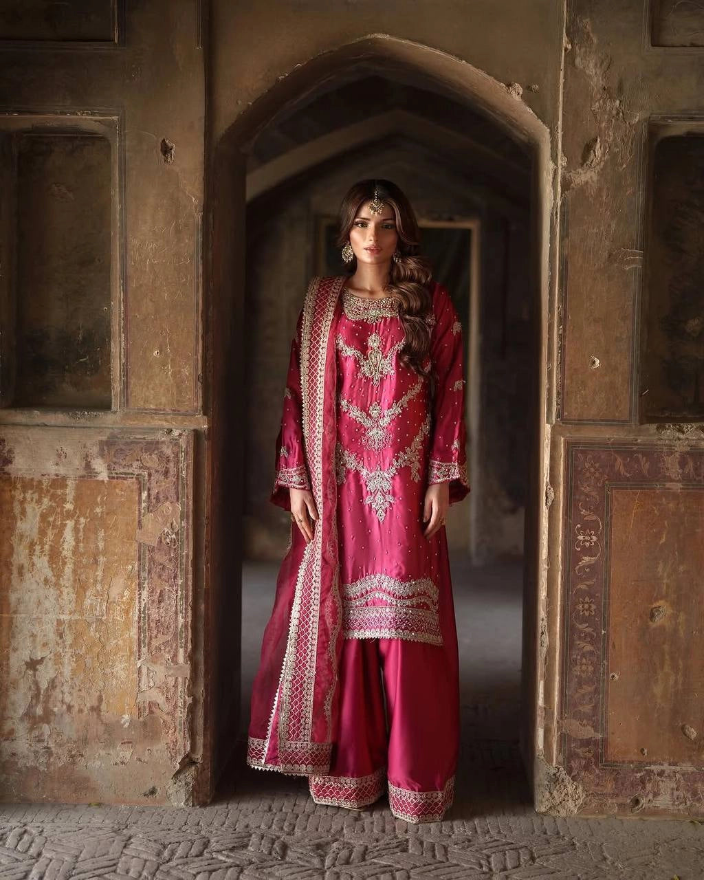 PAKISTANI SUITS WHOLESALE RATE AT GEELAN FASHION SURAT