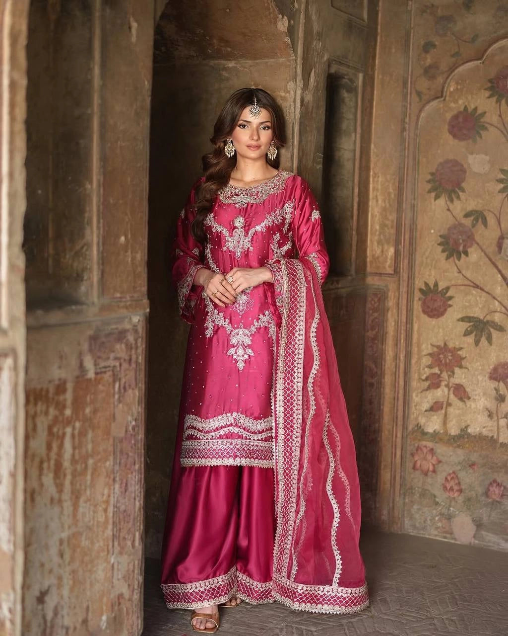 PAKISTANI SUITS WHOLESALE RATE AT GEELAN FASHION SURAT
