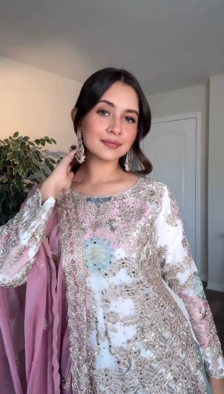 TREANDY PAKISTANI SHALWAR KAMEEZ WHOLESALE RATE AT GEELAN FASHION SURAT