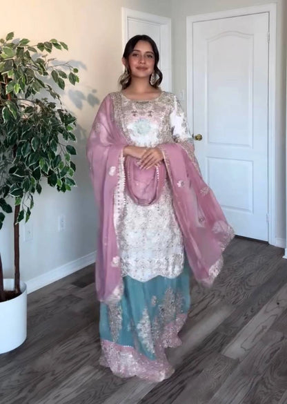 PAKISTANI WEDDING DRESSES ONLINE WHOLESALE RATE AT GEELAN FASHION SURAT