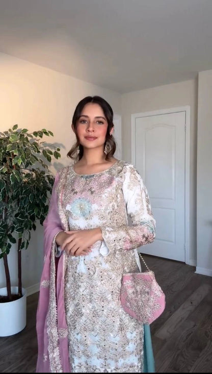 PAKISTANI WEDDING DRESSES ONLINE WHOLESALE RATE AT GEELAN FASHION SURAT