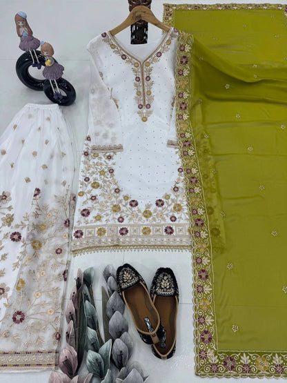 PAKISTANI DESIGNER SUITS WHOLESALE RATE AT GEELAN FASHION SURAT