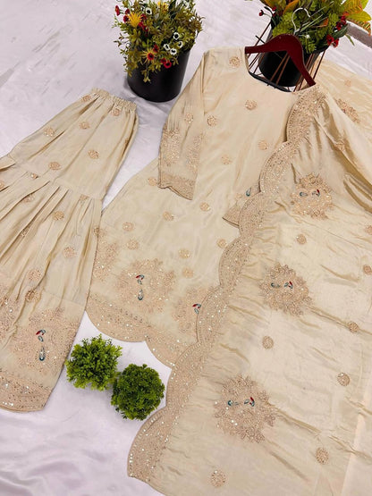 PAKISTANI SUITS IN USA/UK/CANADA WHOLESALE RATE AT GEELAN FASHION SURAT