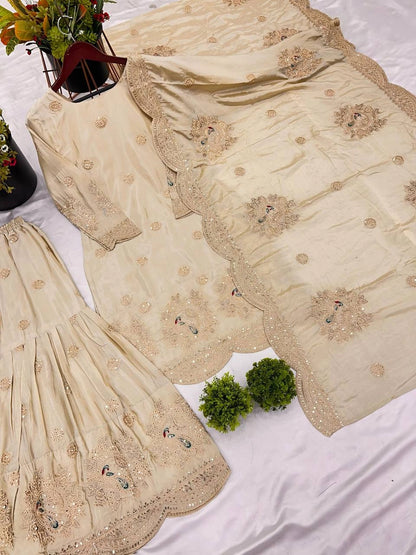 PAKISTANI SUITS IN USA/UK/CANADA WHOLESALE RATE AT GEELAN FASHION SURAT