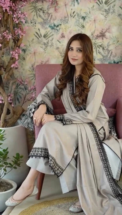 LATEST PAKISTANI SUITS