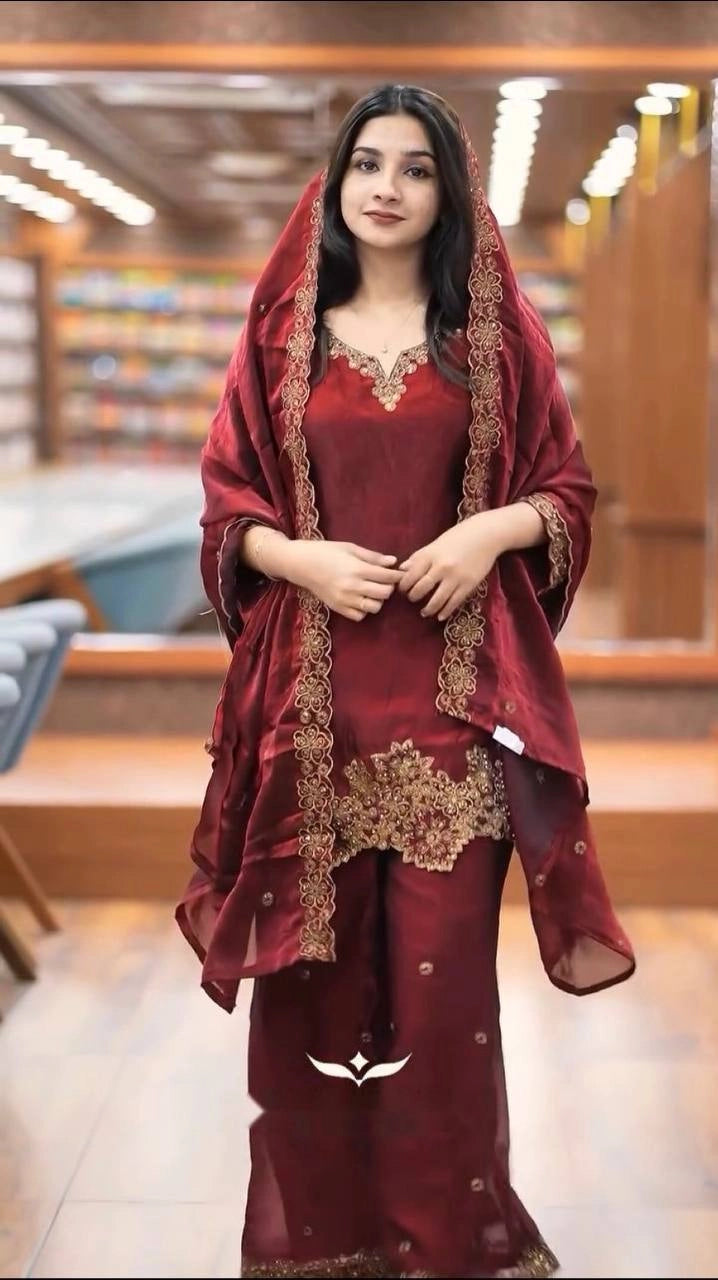 PAKISTANI DESIGNER SUITS WHOLESALE DEALER SURAT GEELAN FASHION