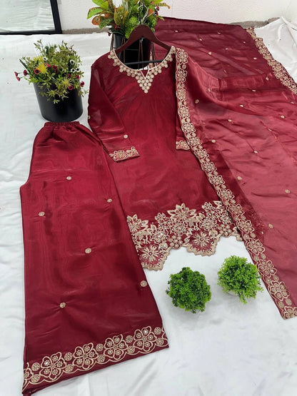 PAKISTANI DESIGNER SUITS WHOLESALE DEALER SURAT GEELAN FASHION