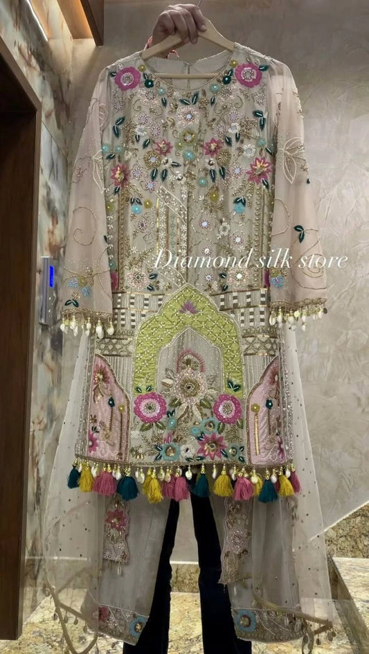 EMBROIDERED PAKISTANI SUITS WHOLESALE RATE AT GEELAN FASHION SURAT