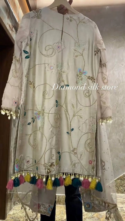 EMBROIDERED PAKISTANI SUITS WHOLESALE RATE AT GEELAN FASHION SURAT