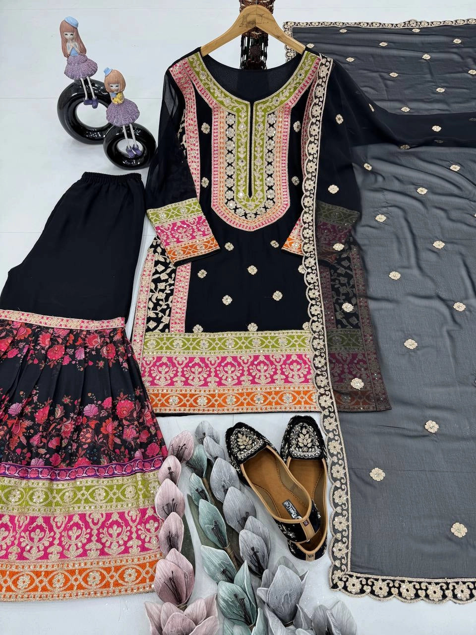DESIGNER PARTY WEAR SUIT WHOLESALE DEALER SURAT GEELAN FASHION SURAT