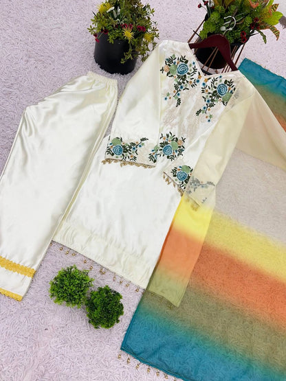 PAKISTANI SUITS MOST VIRAL COLLECTION