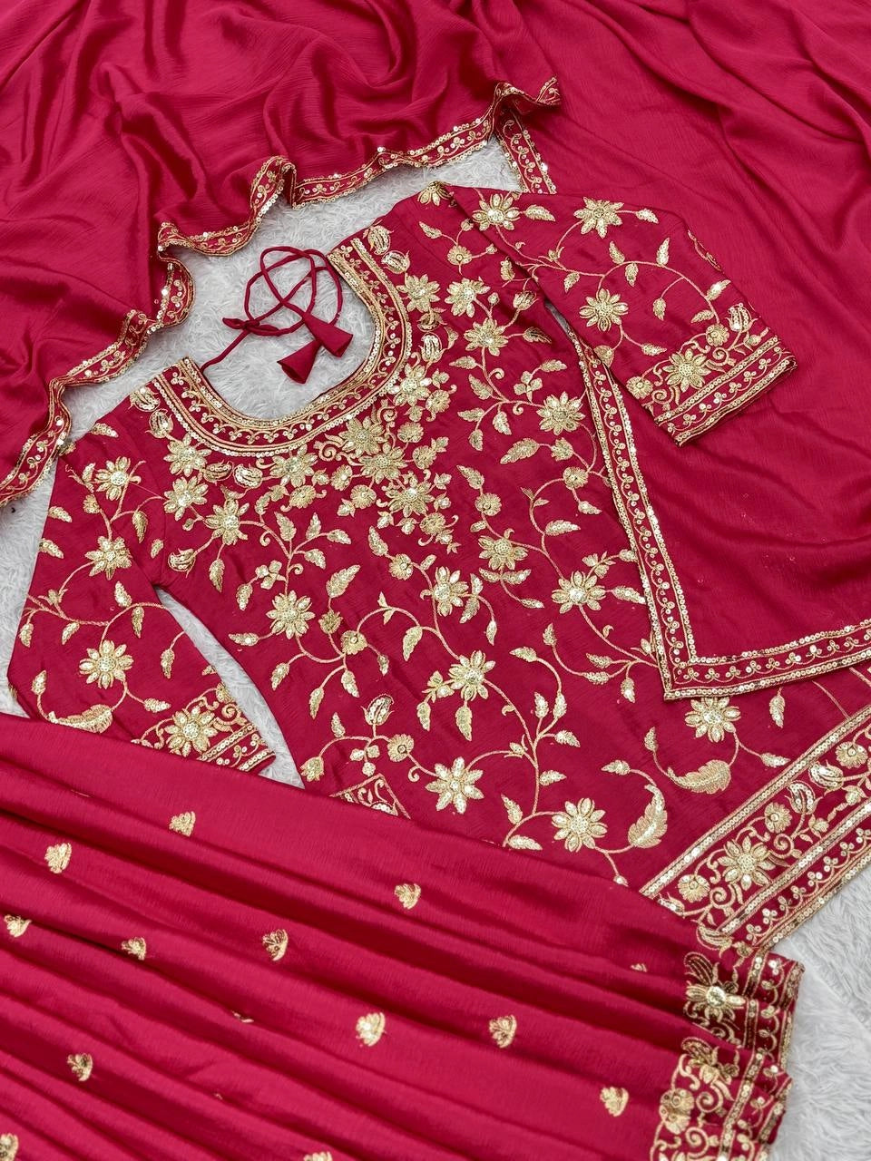 BUY PAKISTANI SUITS ONLINE WHOLESALE RATE AT GEELAN FASHION SURAT