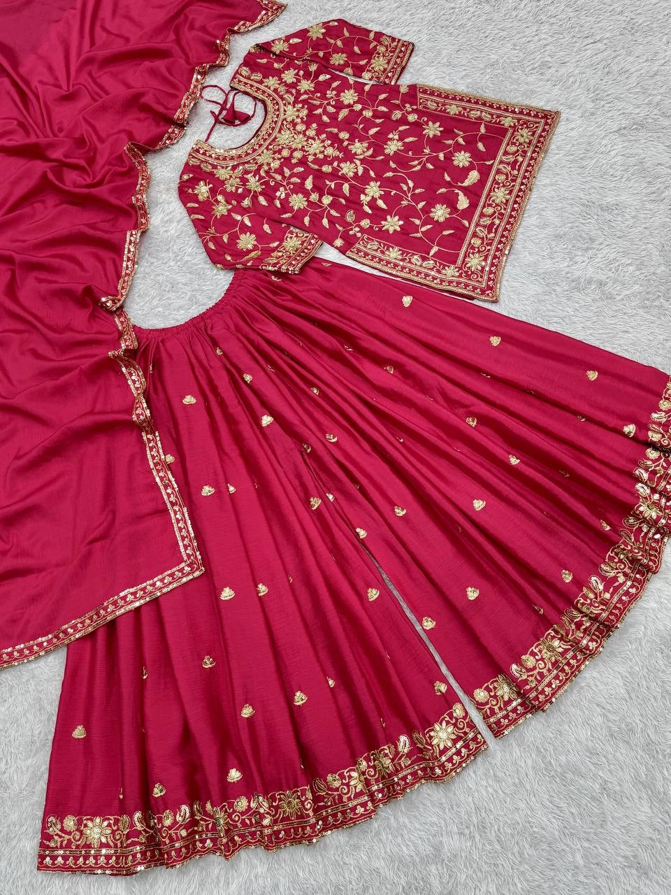 BUY PAKISTANI SUITS ONLINE WHOLESALE RATE AT GEELAN FASHION SURAT