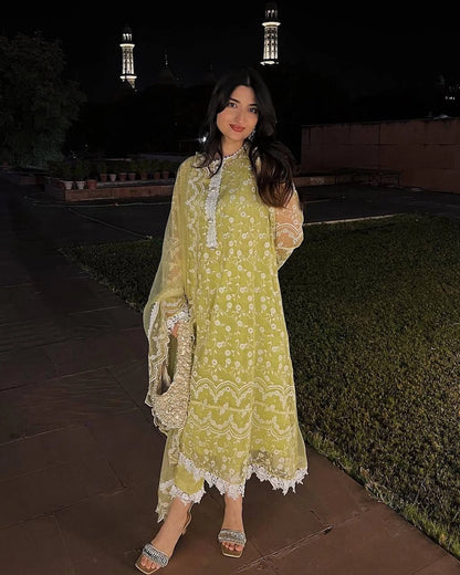 PAKISTANI NEW EID COLLECTION WHOLESALE RATE AT GEELAN FASHION SURAT