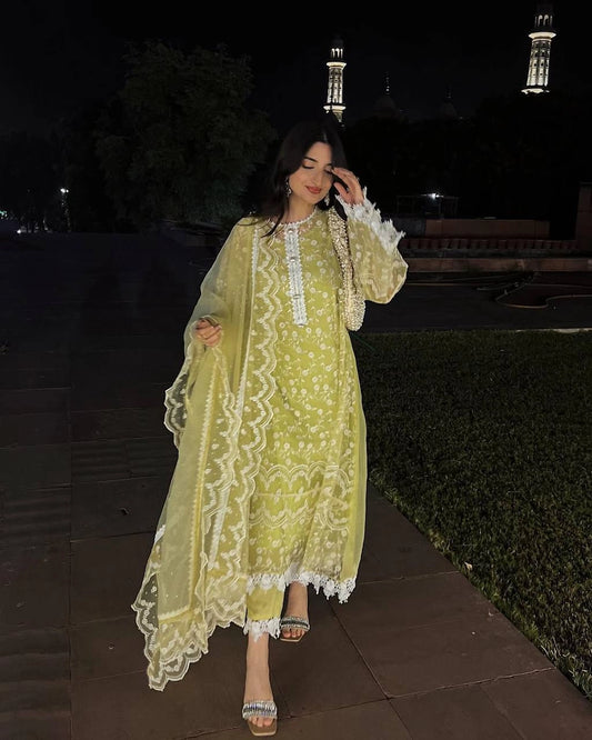 PAKISTANI NEW EID COLLECTION WHOLESALE RATE AT GEELAN FASHION SURAT