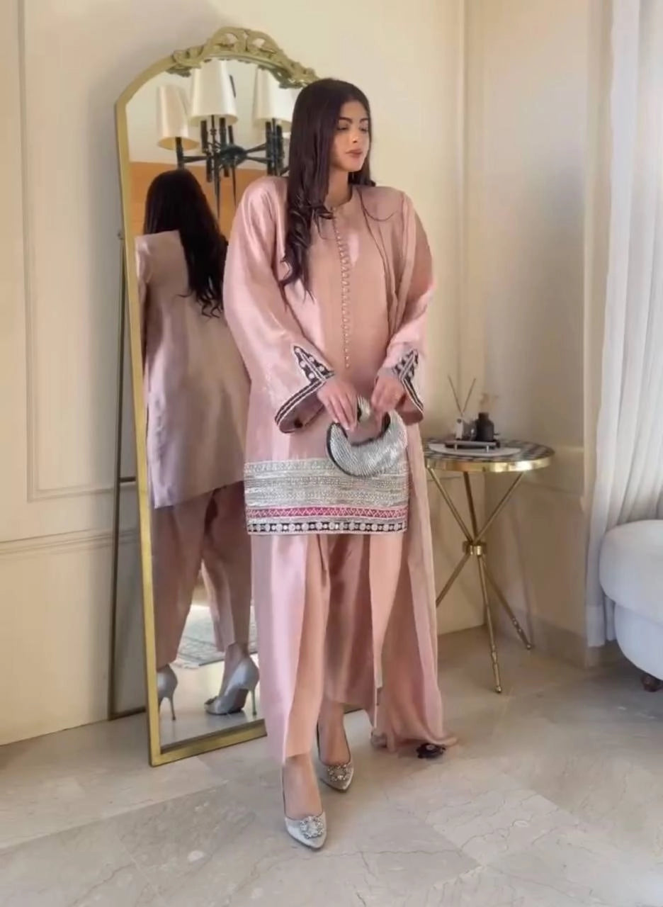 PAKISTANI SUITS WHOLESALE RATE AT GEELAN FASHION SURAT