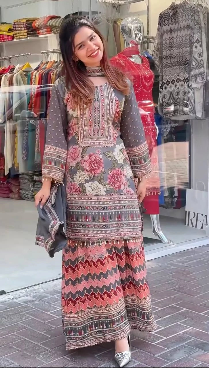 NEW DESIGNER HEAVY FUAX GEORGETTE DIGITAL PRINT HAND WORK SALWAR SUIT