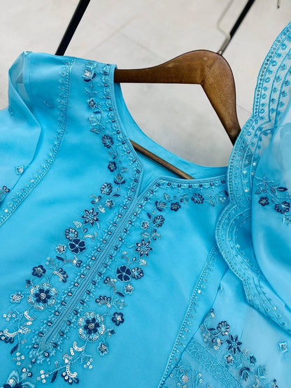 LUXURY PRET PAKISTANI SUITS WHOLESALE PRICE AT GEELAN FASHION SURAT