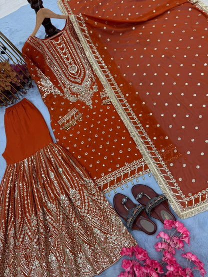 LATEST PAKISTAN GHARARA & SHARARA SUITS 2025 – TRENDY DESIGNER STYLES