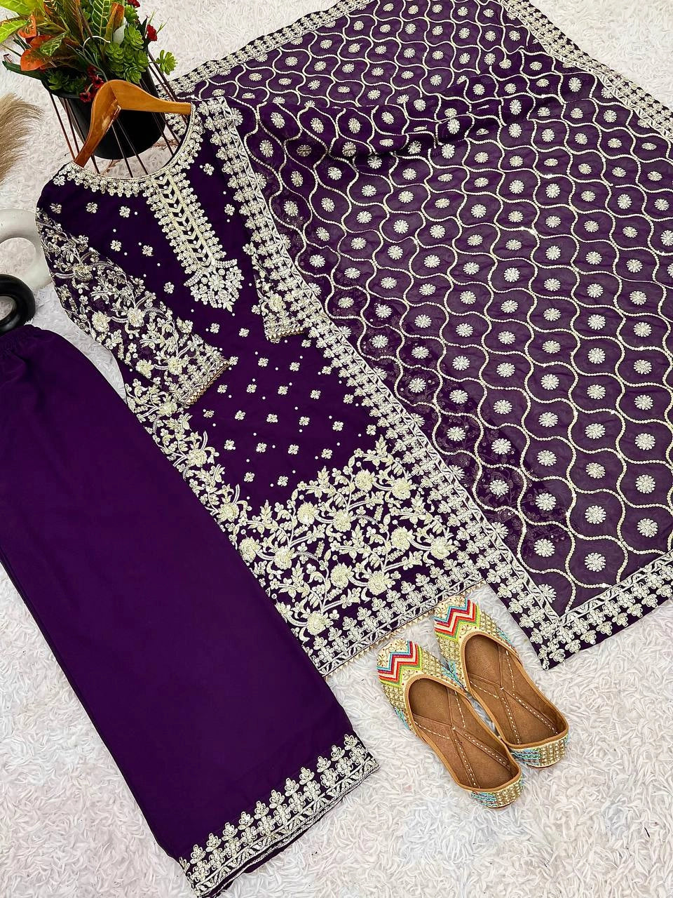 DESIGNER EMBROIDERED GEORGETTE PAKISTANI DRESS – WEDDING – PARTY WEAR OUTFIT