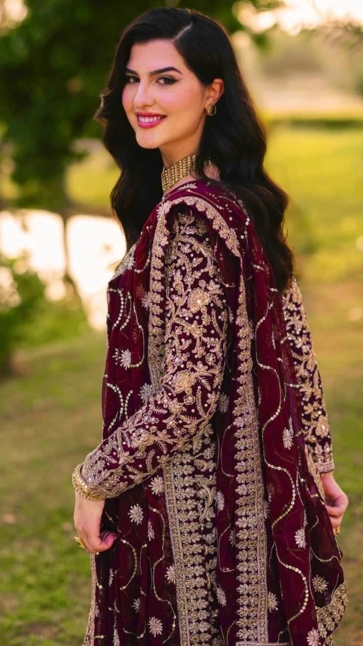 DESIGNER EMBROIDERED GEORGETTE PAKISTANI DRESS – WEDDING – PARTY WEAR OUTFIT