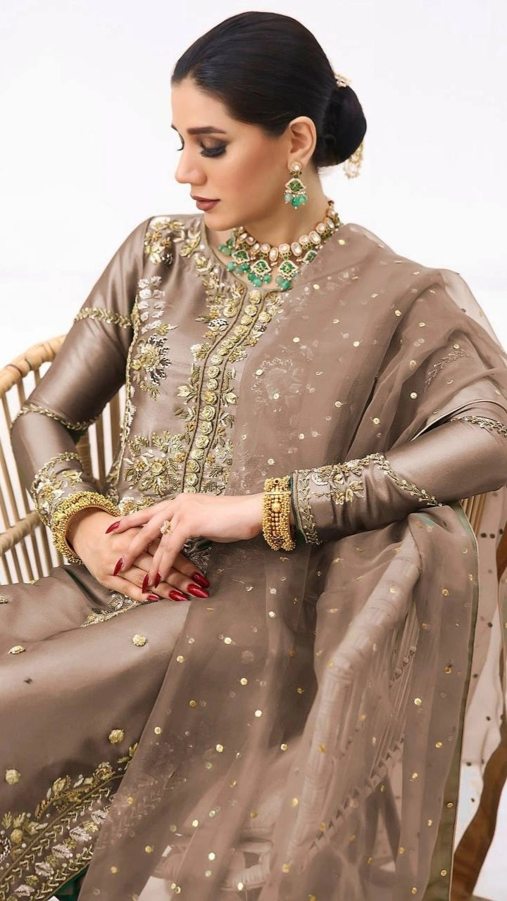 NEW PAKISTANI DESIGNER SUIT COLLECTION IN JIMMY CHOO SILK TOP-PENT AND DUPATTA DUPATTA SET FULLY STITCHED READY TO WEAR WHOLESALE RATE AT GEELAN FASHION SURAT