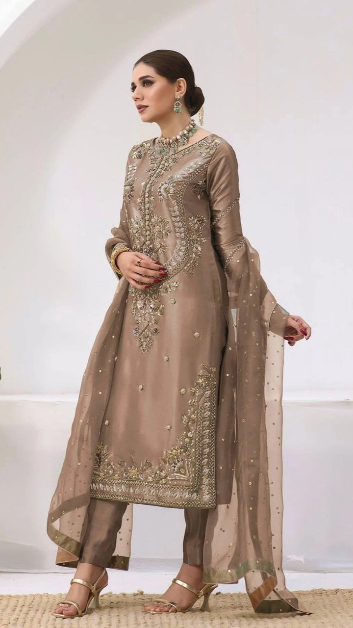 NEW PAKISTANI DESIGNER SUIT COLLECTION IN JIMMY CHOO SILK TOP-PENT AND DUPATTA DUPATTA SET FULLY STITCHED READY TO WEAR WHOLESALE RATE AT GEELAN FASHION SURAT