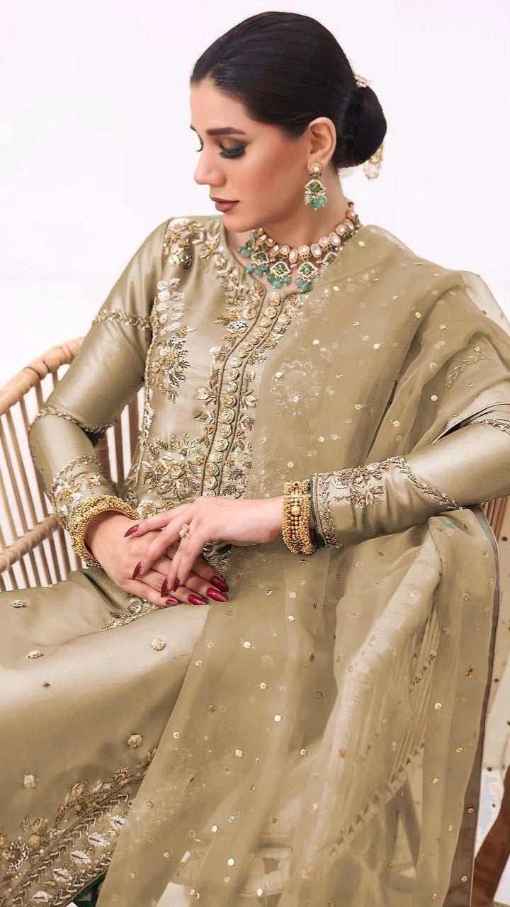 NEW PAKISTANI DESIGNER SUIT COLLECTION IN JIMMY CHOO SILK TOP-PENT AND DUPATTA DUPATTA SET FULLY STITCHED READY TO WEAR WHOLESALE RATE AT GEELAN FASHION SURAT
