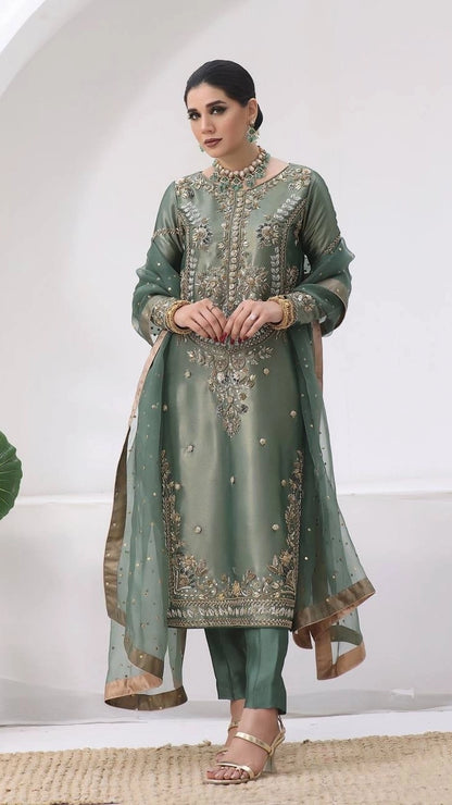 NEW PAKISTANI DESIGNER SUIT COLLECTION IN JIMMY CHOO SILK TOP-PENT AND DUPATTA DUPATTA SET FULLY STITCHED READY TO WEAR WHOLESALE RATE AT GEELAN FASHION SURAT