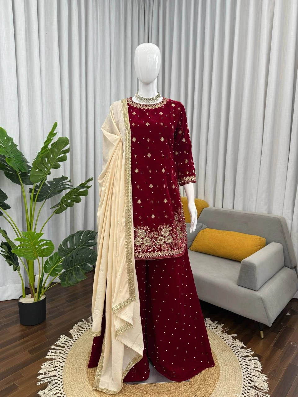 LUXURY MAROON VELVET EMBROIDERED PAKISTANI SUIT – BRIDAL AND FESTIVE WEAR | DESIGNER VELVET SALWAR KAMEEZ WITH GOLDEN Handwork AND Dupatta