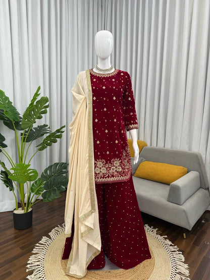 LUXURY MAROON VELVET EMBROIDERED PAKISTANI SUIT – BRIDAL AND FESTIVE WEAR | DESIGNER VELVET SALWAR KAMEEZ WITH GOLDEN Handwork AND Dupatta