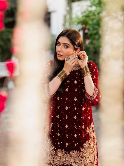LUXURY MAROON VELVET EMBROIDERED PAKISTANI SUIT – BRIDAL AND FESTIVE WEAR | DESIGNER VELVET SALWAR KAMEEZ WITH GOLDEN Handwork AND Dupatta