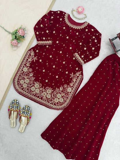 LUXURY MAROON VELVET EMBROIDERED PAKISTANI SUIT – BRIDAL AND FESTIVE WEAR | DESIGNER VELVET SALWAR KAMEEZ WITH GOLDEN Handwork AND Dupatta