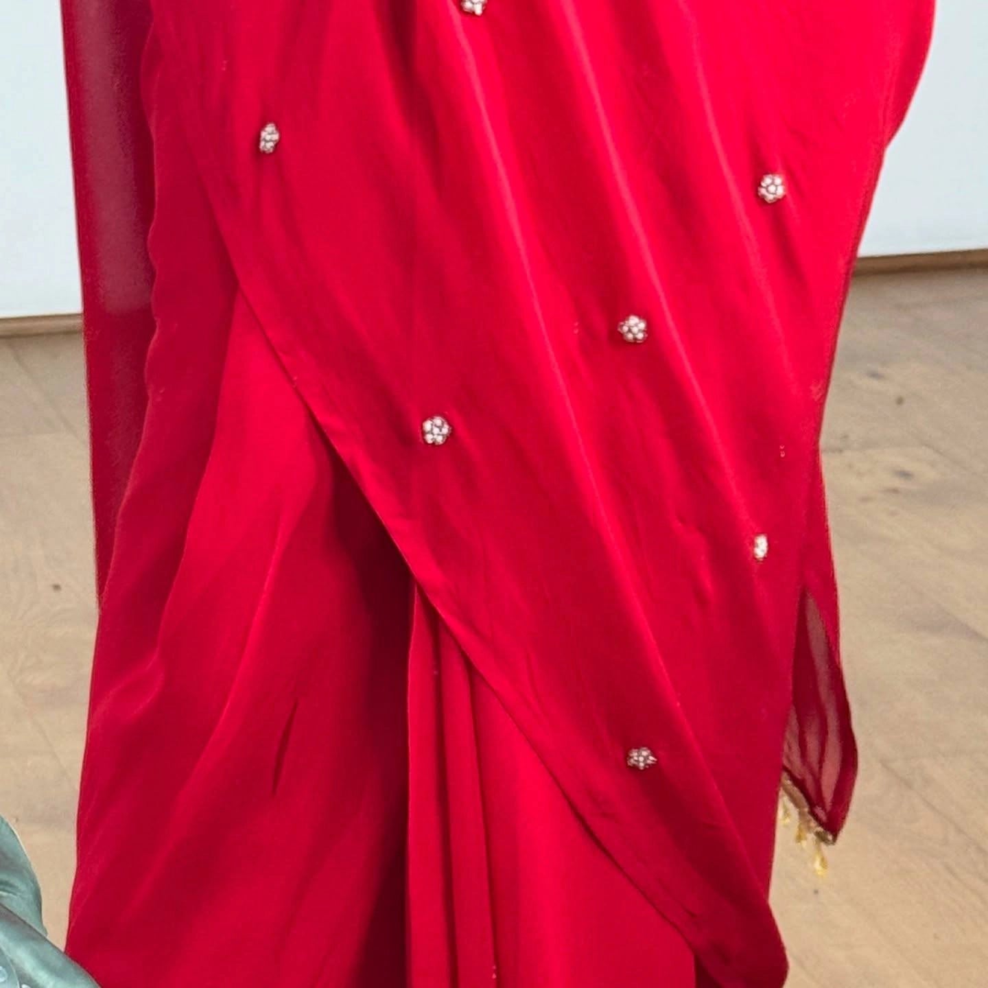 EXCLUSIVE READYMADE 2 STYLES HAND WORKED DRAPE SAREE ON FAUX GEORGETTE FABRIC WITH STITCHED BLOUSE